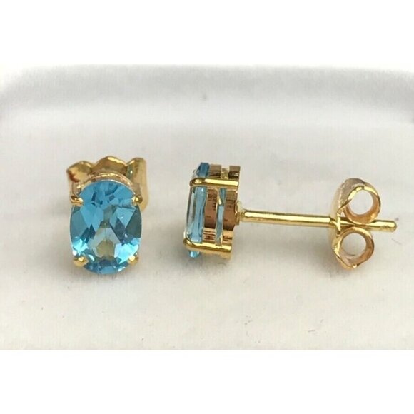 14k Gold Solid Yellow Gold Solitaire, Natural Blue Topaz 2TCW - Picture 5 of 5